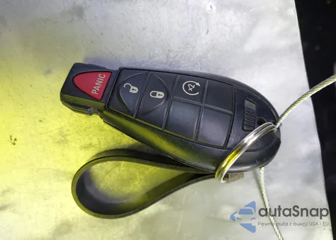 2016 Jeep Cherokee Latitude z USA, uszkodzony, nr VIN 1C4PJMCS4GW119922